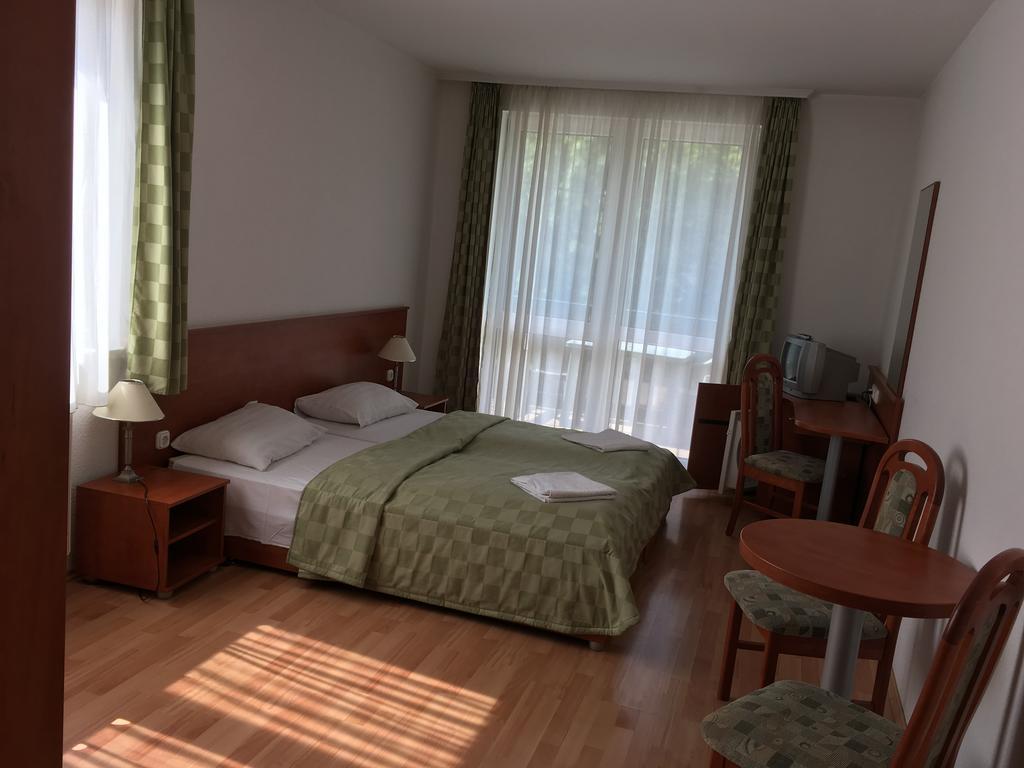 Hotel Kristaly Hajdúszoboszló 외부 사진